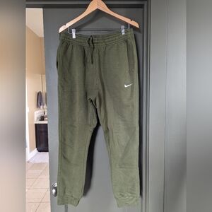 Men's Nike modern sweat pant